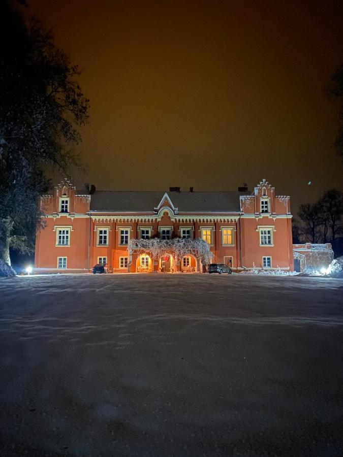 Zamek Rynkowka B&B 외부 사진
